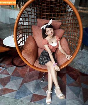 Eeeveenara photo #0204