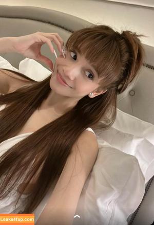 Eeeveenara photo #0288