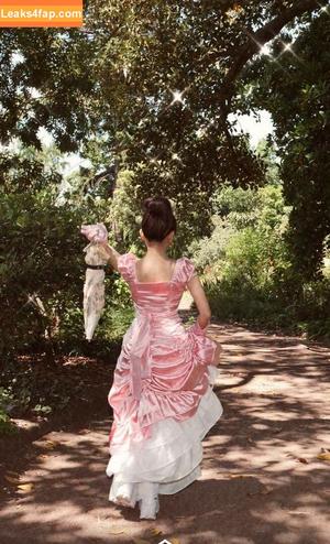 Eeeveenara photo #0310