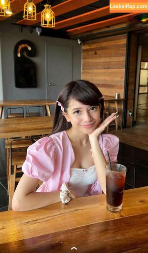 Eeeveenara photo #0321