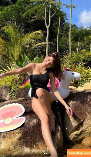 Eeeveenara photo #0364