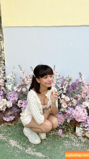 Eeeveenara photo #0368