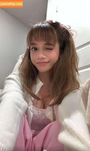 Eeeveenara photo #0527