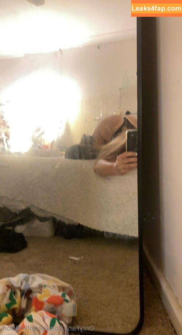 eemilymilton / emilyhill leaked photo photo #0005