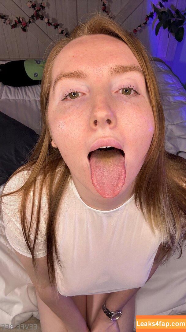 Eevee Bee / Eeveebeeshow / eevee_bee / eeveethebee leaked photo photo #0600