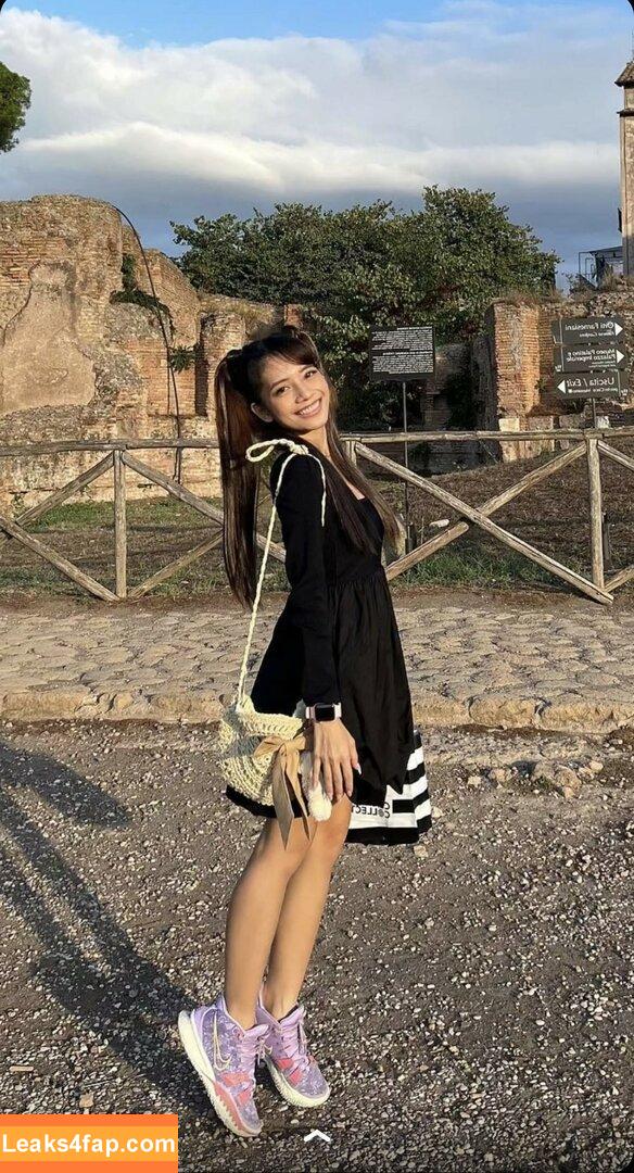 Eevee Enara / eeveenara / eeveenings leaked photo photo #0023