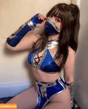 Eeveecosplays photo #0100
