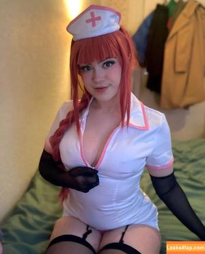 Eeveecosplays photo #0116