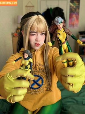 Eeveecosplays photo #0157