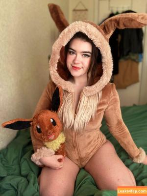 Eeveecosplays photo #0172