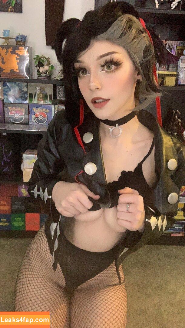 eeveedavis /  leaked photo photo #0053