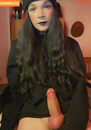eevie_chan photo #0026