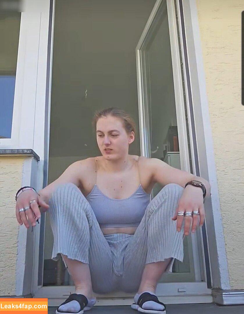 einfachnurchristiinaa /  leaked photo photo #0122