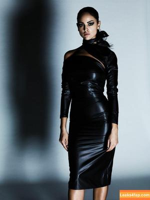 Eiza Gonzalez фото #0177