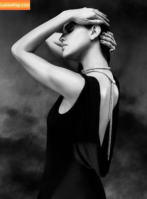 Eiza Gonzalez фото #0402