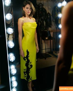 Eiza Gonzalez photo #0909