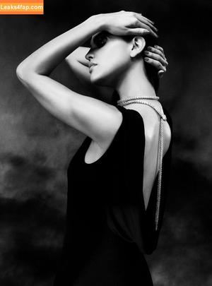 Eiza González photo #0011