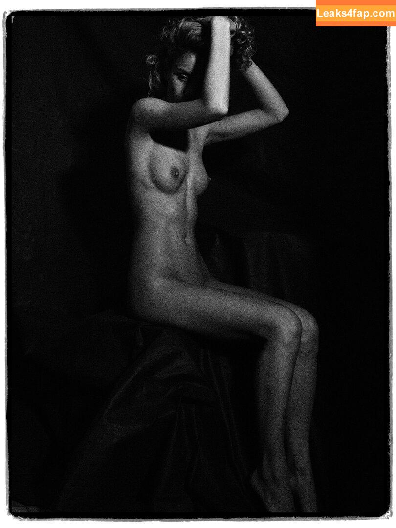 Ekatarina Zueva / zuueva leaked photo photo #0110