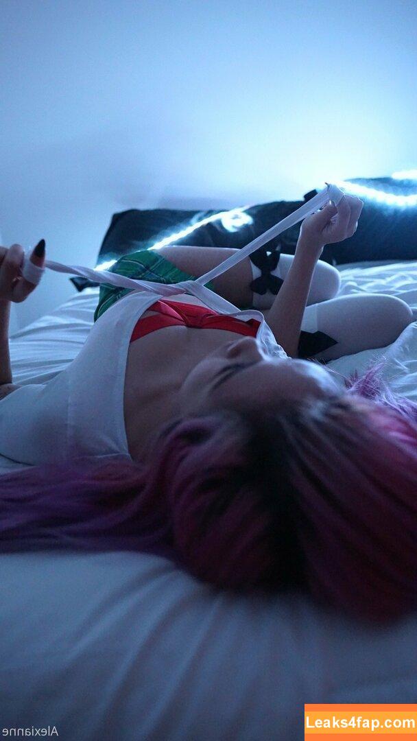 elabunny / _.elabunny._ leaked photo photo #0007