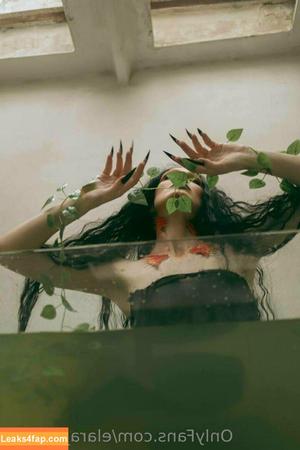 elara_moonq photo #0122