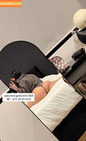 elara777 photo #0274