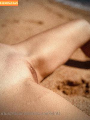 Elena Ptena photo #0099