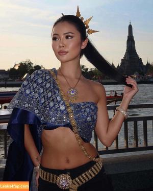 Elena Tsushima photo #0036