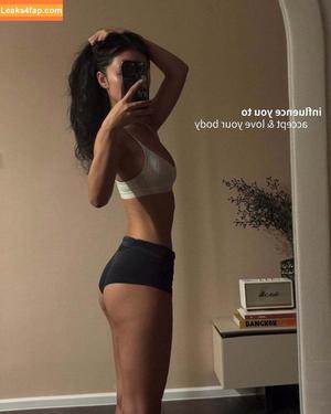 Elena Tsushima photo #0037