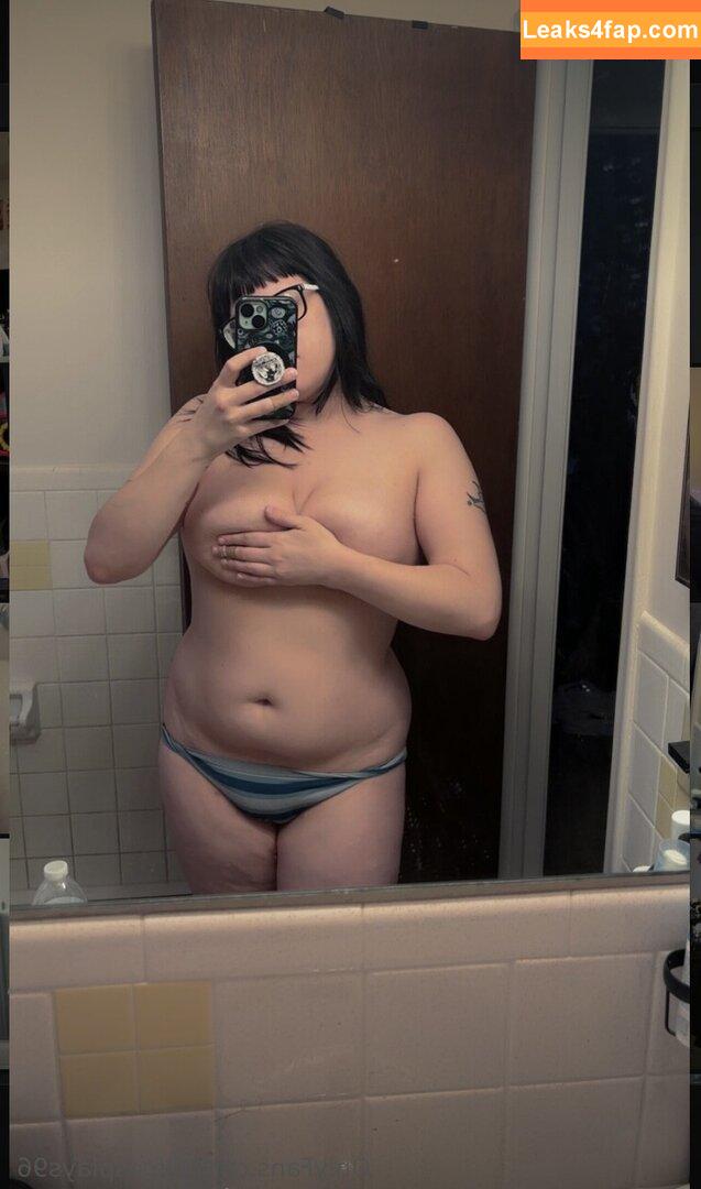 elfcosplays96 / elfgirlfans96 / https: leaked photo photo #0112