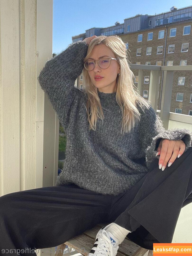 elfiegrace /  слитое фото фото #0002