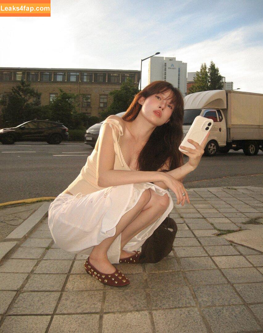 elfin_prairie /  leaked photo photo #0022