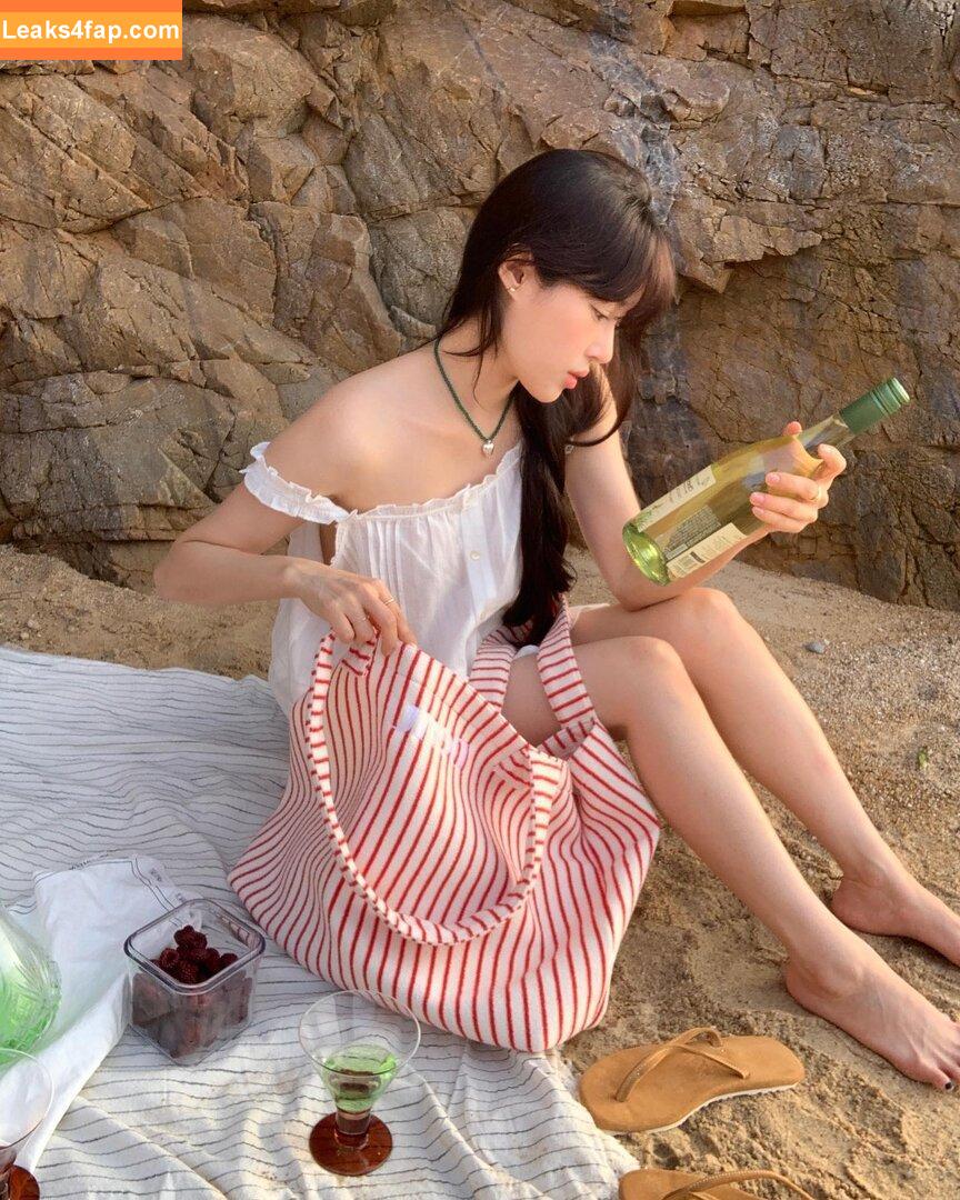 elfin_prairie /  leaked photo photo #0033