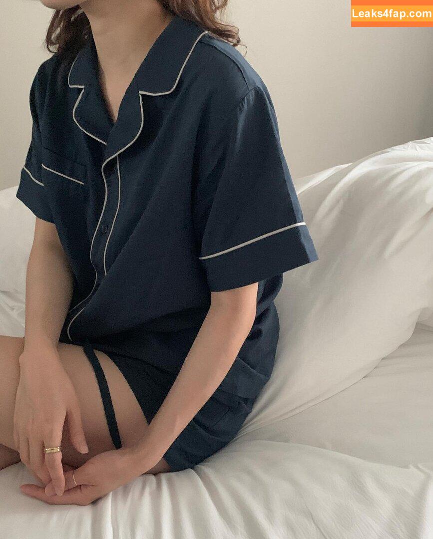elfin_prairie /  leaked photo photo #0052