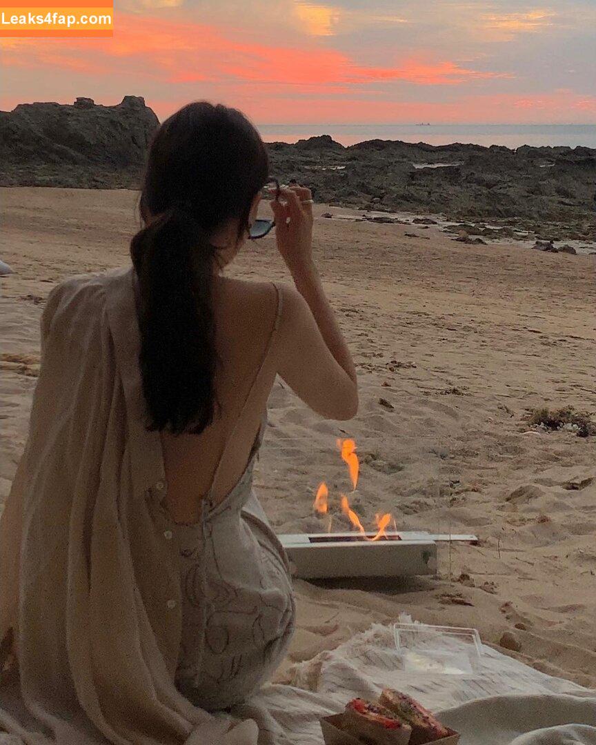 elfin_prairie /  leaked photo photo #0072