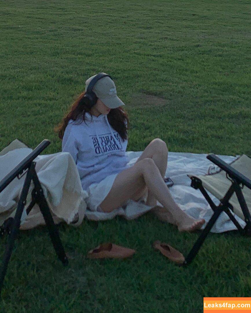 elfin_prairie /  leaked photo photo #0073