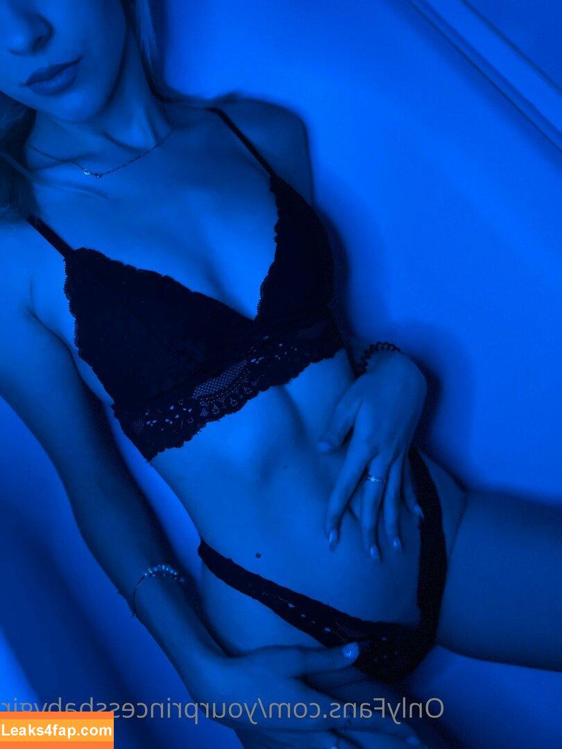 elia_roz / elia_roza leaked photo photo #0012