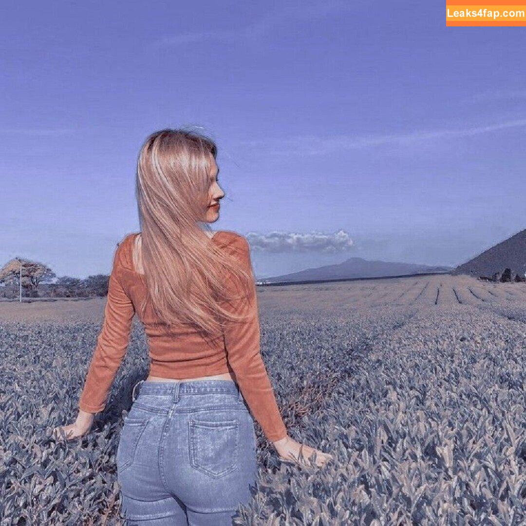 Elina Karimova / elina_4_22 leaked photo photo #0098