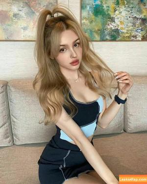 Elina Karimova photo #0106