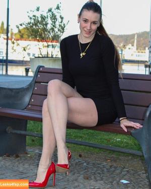 Elisa Santinon photo #0060