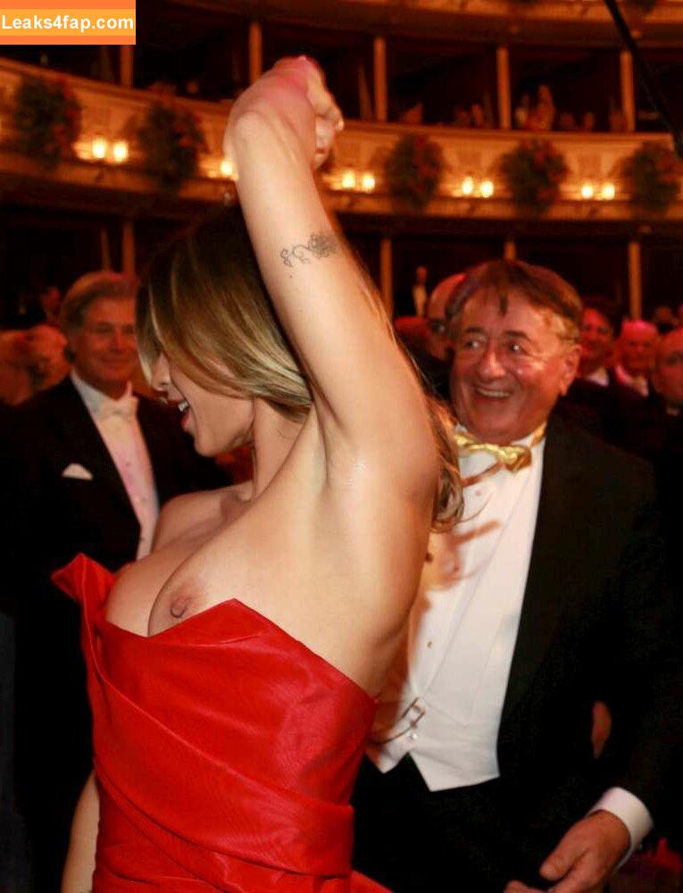 Elisabetta Canalis / JustElisabetta / littlecrumb_ слитое фото фото #0015