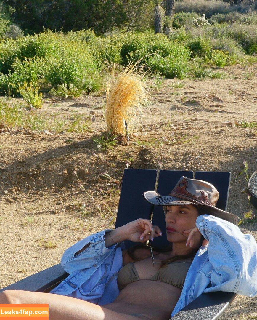 Elisabetta Canalis / JustElisabetta / littlecrumb_ слитое фото фото #0497