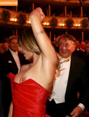 Elisabetta Canalis фото #0015