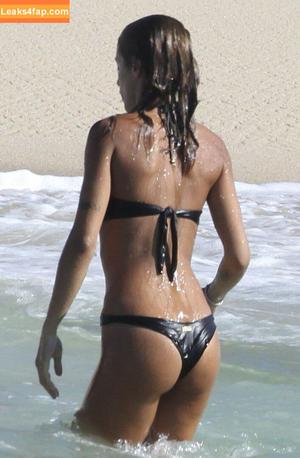 Elisabetta Canalis фото #0360
