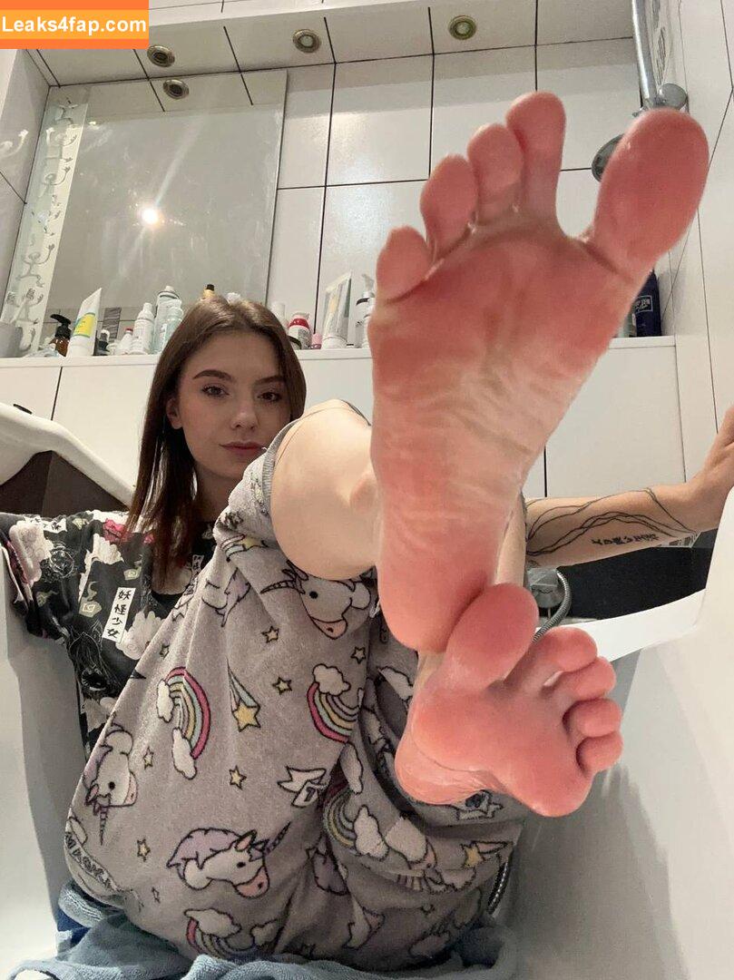 elisfeet / elissfeet leaked photo photo #0010