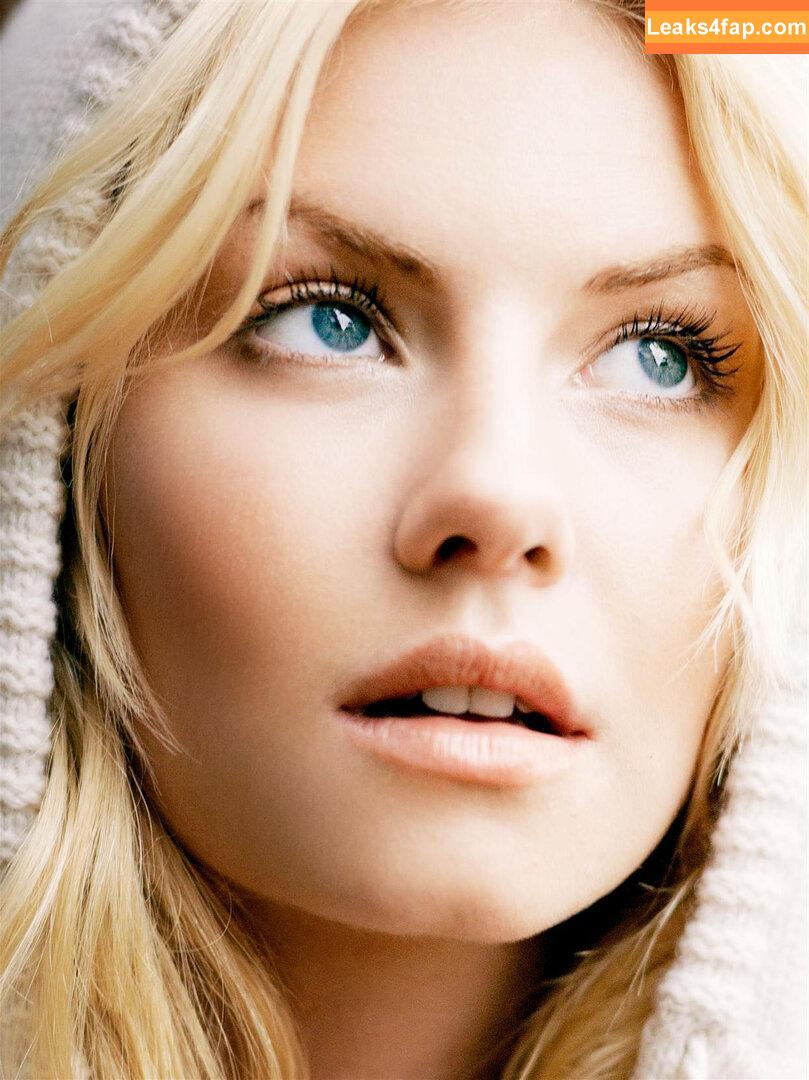 Elisha Cuthbert / Girl Next Door / elishaphaneuf leaked photo photo #0146