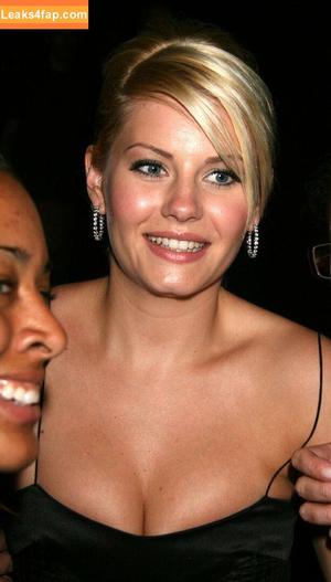 Elisha Cuthbert photo #0007