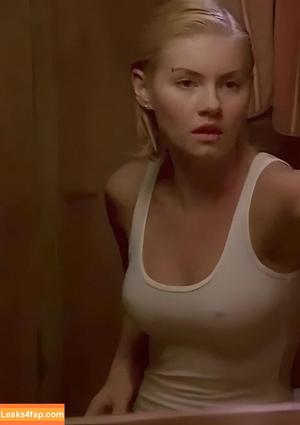 Elisha Cuthbert photo #0120