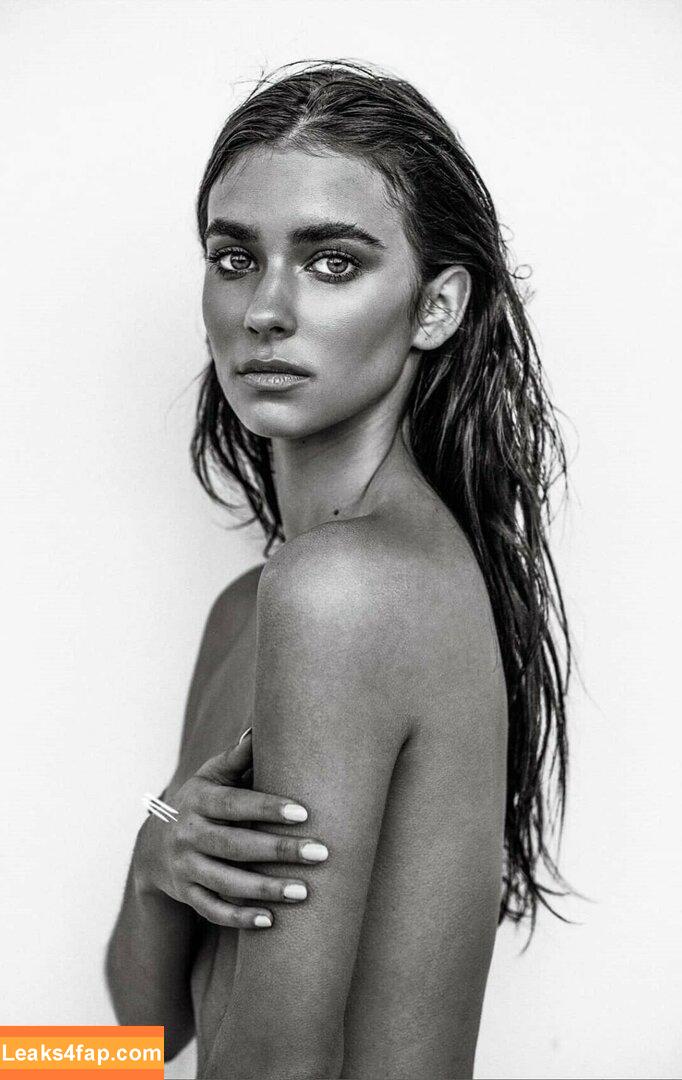 Elisha & Renee Herbert / elisha__h leaked photo photo #0097