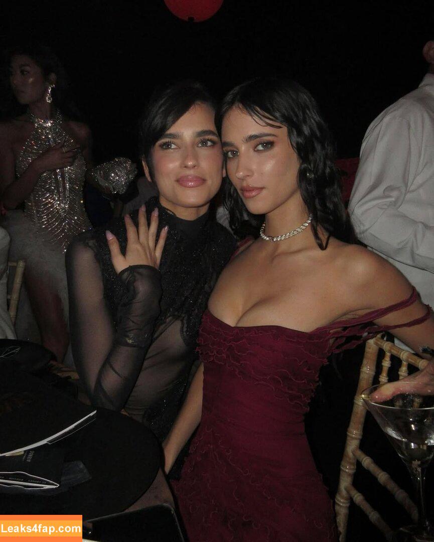 Elisha & Renee Herbert / elisha__h слитое фото фото #0479