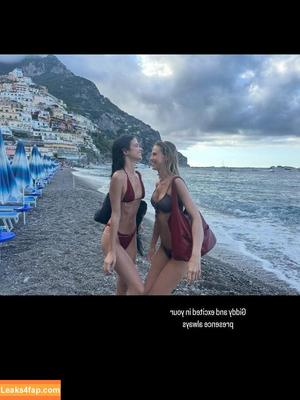 Elisha & Renee Herbert photo #0421
